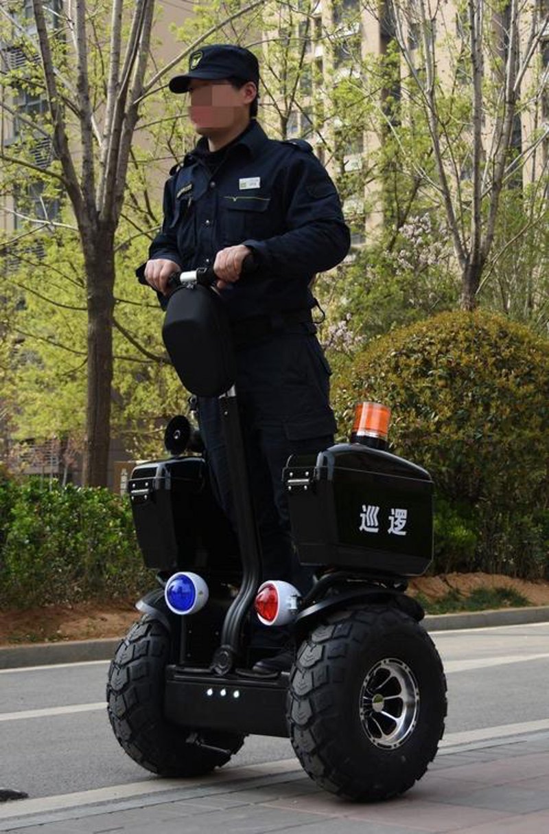 门卫巡逻的重要性:守护安全的第一道防线